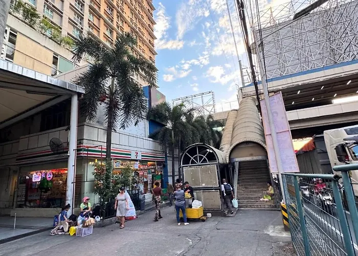 Urban Escape For & Your Pet Apartment Manila